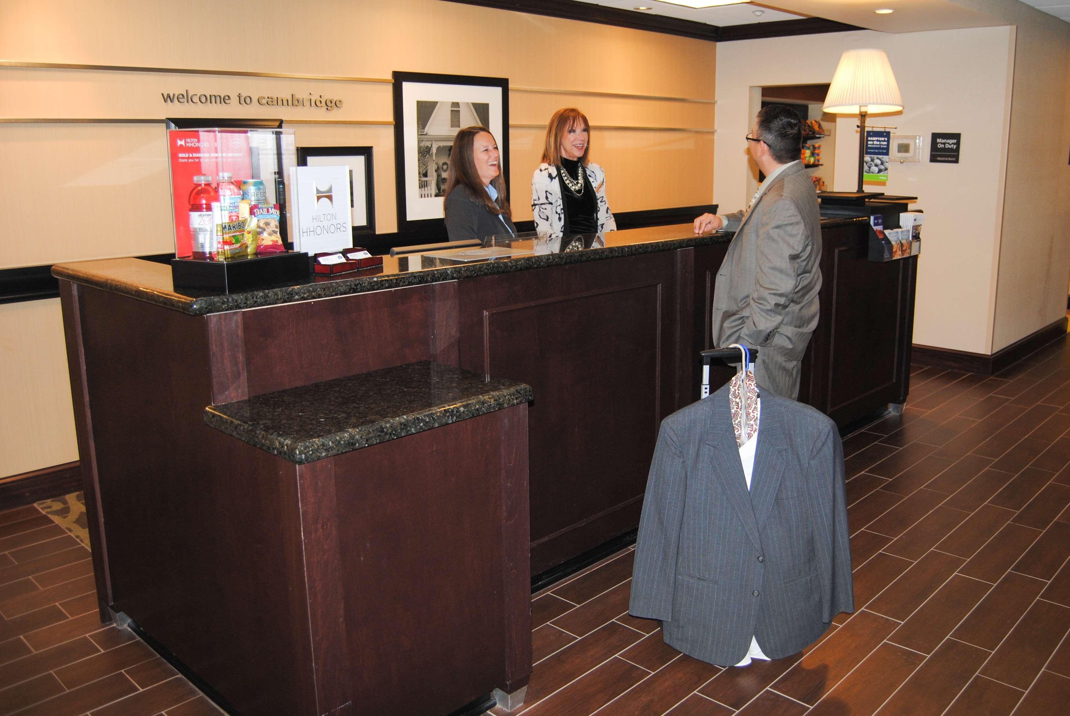 Hampton Inn Cambridge Εξωτερικό φωτογραφία