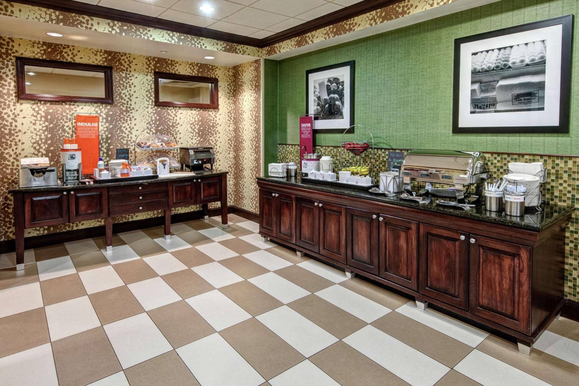 Hampton Inn Cambridge Εξωτερικό φωτογραφία